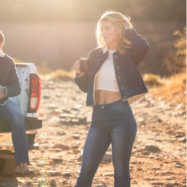 Women's FLEX Stretchy Pioneer Jacket 2.0 (Vintage Dark Wash)