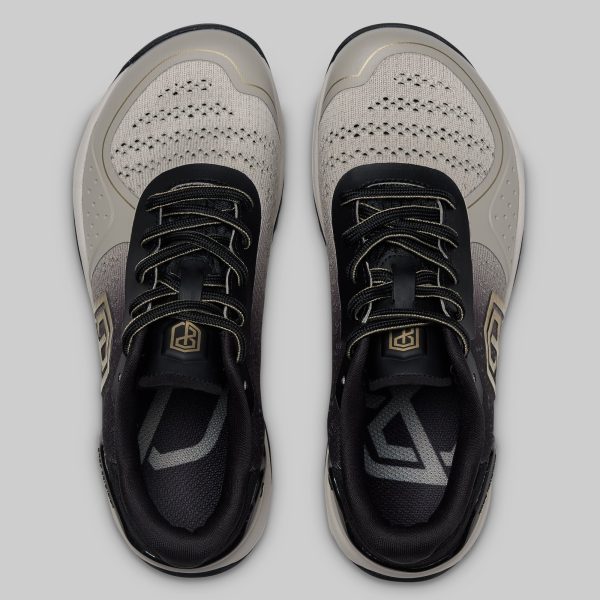 Men's Savage 1 (Black/Gold)
